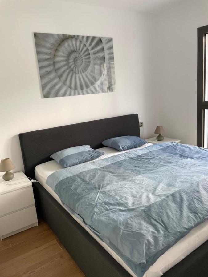 Modern 2 Beds Apartment In Alcaidesa Kültér fotó